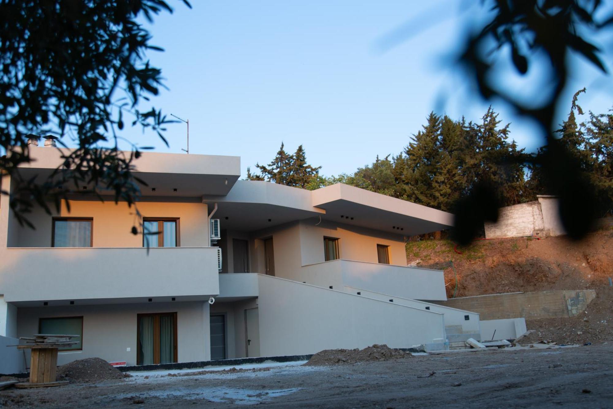 Νεακιτοσ Luxury Apartments Nikiti  Exterior photo
